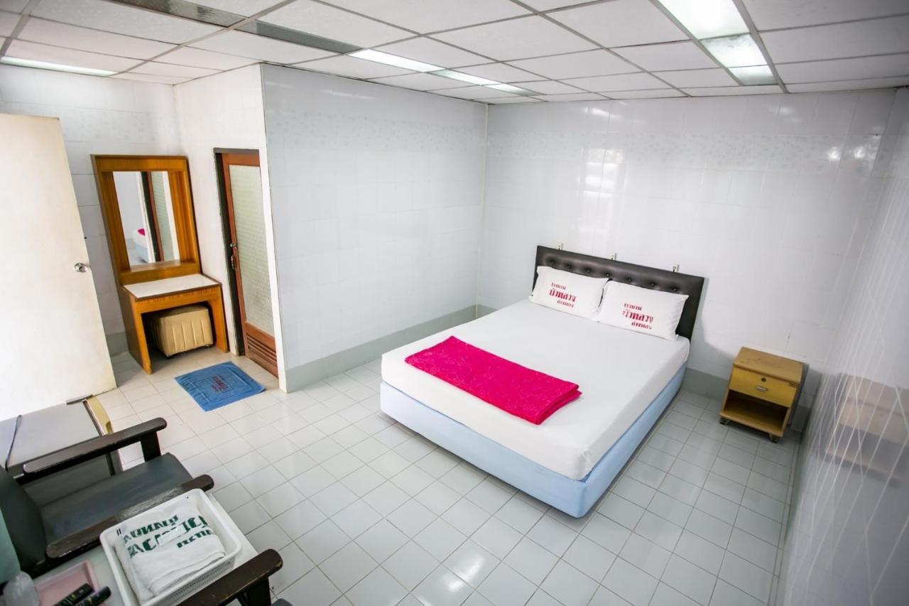 Bualuang Hotel Ang Thong Eksteriør billede